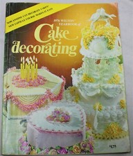 WILTON CAKE  DECORATING