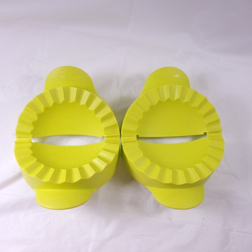 Tupperware ravioli pizza - tupperware,