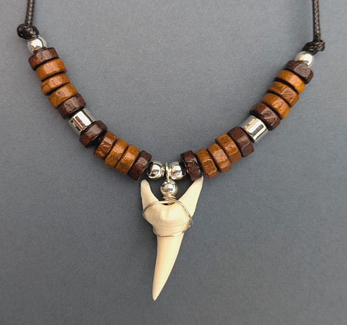 Collana grande denti squalo - collana,