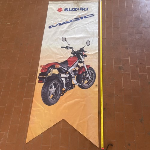 Banner suzuki street - suzuki, magic