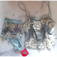 Y2K Occhi Verdi La Perla Set