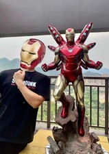 Statua ritratto corpo intero Iron Man MK85 Mark85 scala 1/2 Polystone collezione