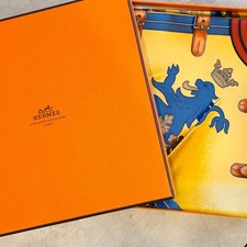 HERMÈS CARRÉ 90 GRANDE TENUE