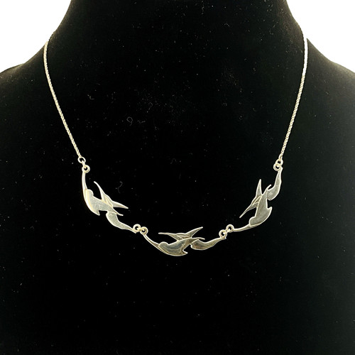 Collana modernista argento