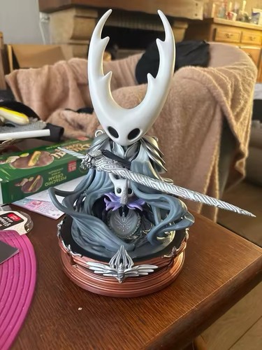 Hollow knight personaggio - hollow,