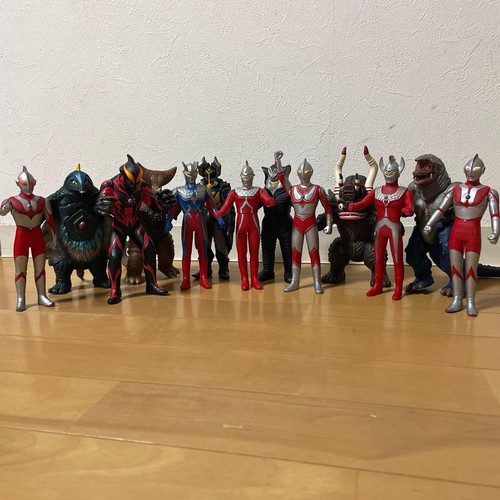 Ultraman figure sofubi raro - figure,