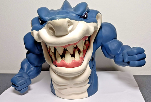 Street sharks ripster hand - street,