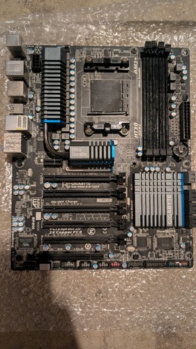One gigabyte 990fxa - gigabyte, ga-990fxa-ud5