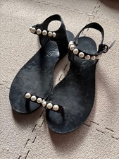 CHANEL sandali tacco logo