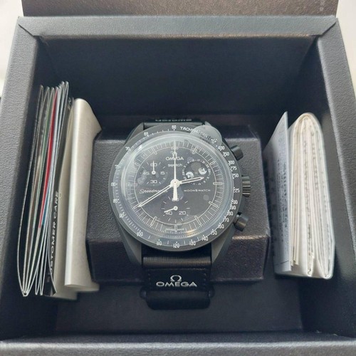 Omega speedmaster snoopy - omega,