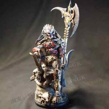 Alien vs. Statua Predatore