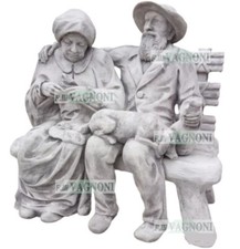 Coppia statua vecchi