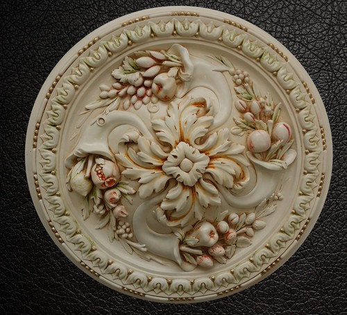 Rosone gesso decorato a - in,