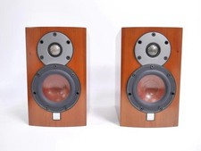 Coppia di diffusori compatti