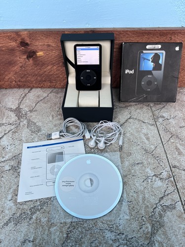 Boxed apple ipod - ipod, 5th