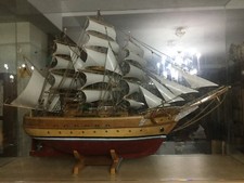 Veliero in legno vintage