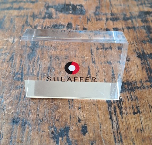 Sheaffer plexiglass display - plexiglass,