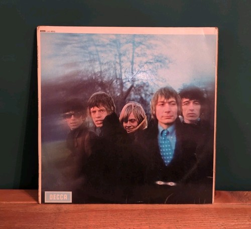 The rolling stones between - rolling,