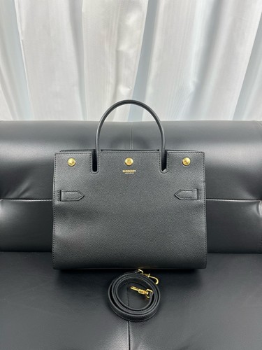 Burberry pre owned authentic - pre-owned,