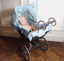 Graziosa Passeggino Antica Con