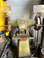 Nebes trifase, mola usata