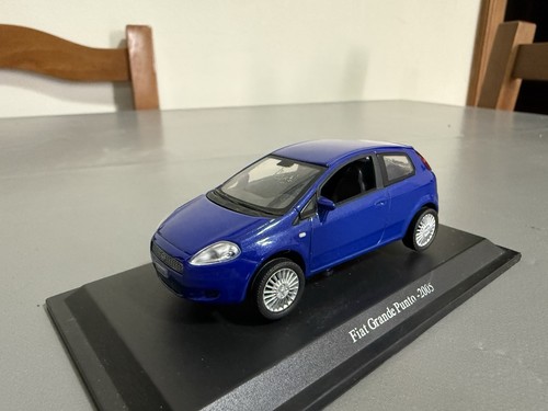 Fiat grande punto 2005 scala - grande,