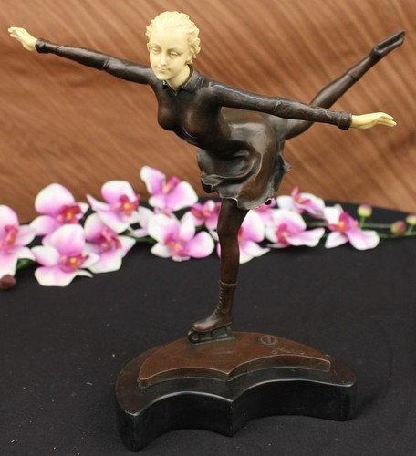 Scultura figurativa bronzo - in,