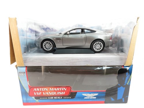 Beanstalk aston martin - 1:18,