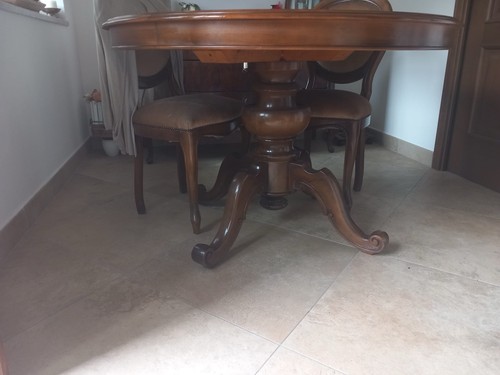 Tavolo rotondo allungabile - rotondo,