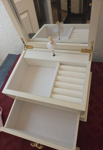 Music box portagioie - in, legno