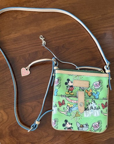 Borsa porta lettere schizzo