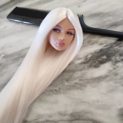 Fashion royalty nadja repaint - royalty,