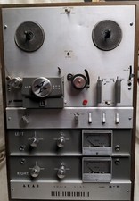 Vintage Akai Solid State M-9