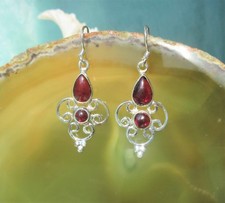 Rx Orecchini Con Granato