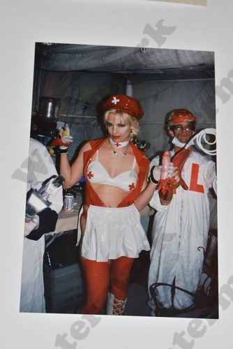 Busty bionda donna - donna, costume