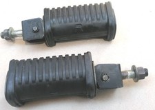  Pedane poggiapiedi posteriori