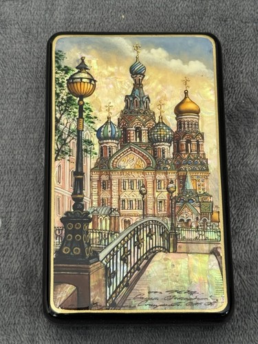 Signed russian lacquer box - lacquer,