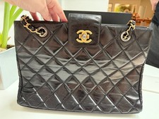 CHANEL GST Chain Tote Black