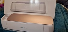 Cricut Maker Rose KIT COMPLETO + EXTRA -VINILI, PUNTA EMBOSSING, PENNE, TAPPETI