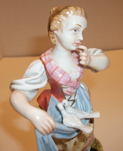 Statuina porcellana italiana