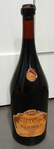 Vino nebbiolo piemonte 1980 - vino,
