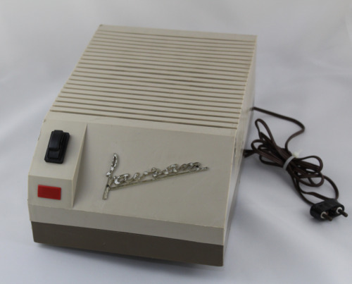 Antico trasformatore elettrico - antico,