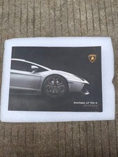 Lamborghini Aventador LP700-4
