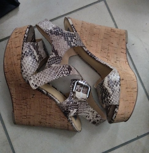 Sandali pitonati con zeppa - pitonati,