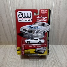 Auto World Vintage Muscle BIANCO 1975 Pontiac Trans Am 1:64 LE 1 di 2500 pezzi