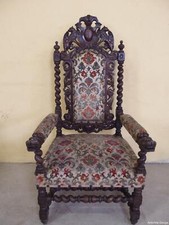 POLTRONA-TRONO IN NOCE STILE