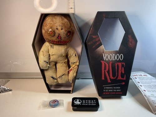 Bambola voodoo rue - iob,