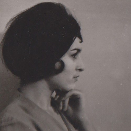 Elegante profilo giovane - , donna