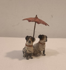 SCULTURA IN FERRO/METALLO COPPIA DI CANI JACK RUSSEL SOTTO L'OMBRELLO