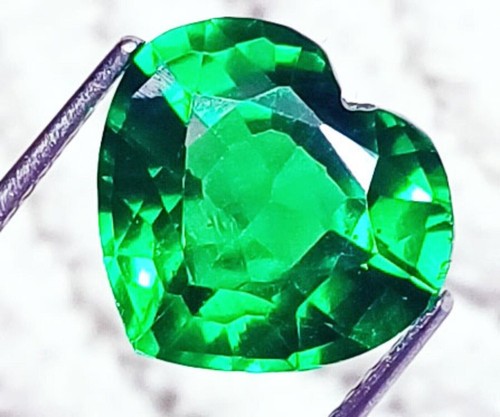 Granato tsavorite naturale - tsavorite,